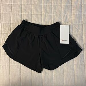 NWT Hotty Hot Low-Rise Lined Short 4" Black size 6